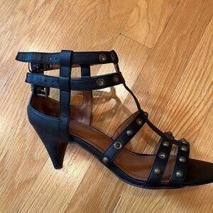 Black gladiator sandals